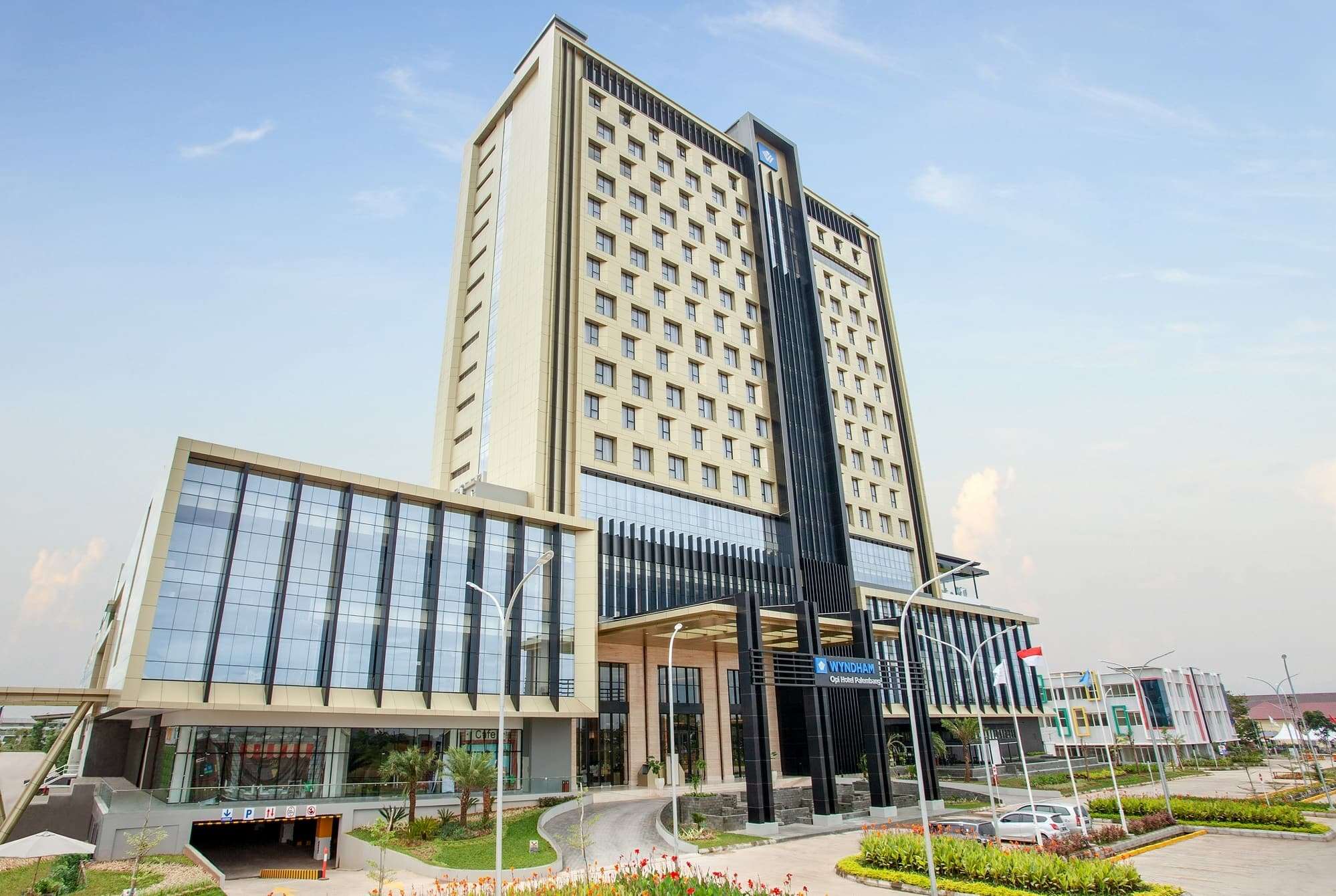 Wyndham Opi Hotel Palembang - Tap to explore photos
