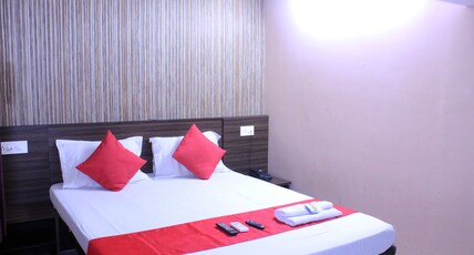 HOTEL GALAXY INN Room Type - Deluxe Room A.C.
