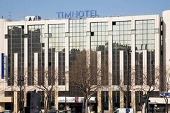 B&B HOTEL Paris 17 Batignolles