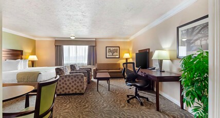 Best Western Plus Mirage Hotel & Resort Room Type - Suite-1 King Bed, Non-Smoking, Free Internet Access, Microwave And Refrigerator, No Pets Allowed, Fu Best Western Plus Mirage Hotel & Resort Room Type - Suite-1 King Bed, Non-Smoking, Free Internet Access, Microwave And Refrigerator, No Pets Allowed, Fu