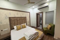Vallabh Villas Guest House