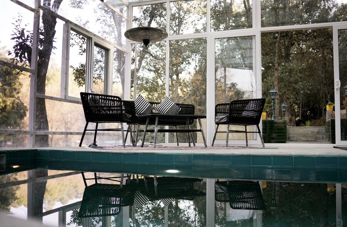 Lux Tents in Majkhali w Pool: Tarumarg (C&D) - Tap to explore photos