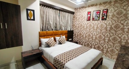 Hotel Asiana Room Type - DELUXE DOUBLE ROOM