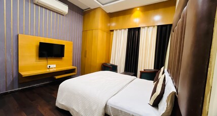 Hotel new Holiday Room Type - Super Deluxe