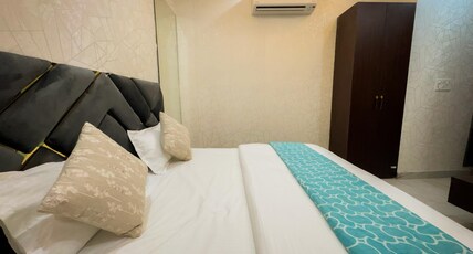 Gopi Bhawan Room Type - Deluxe Room