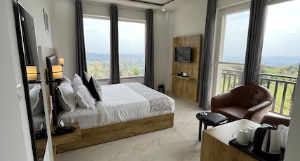 Click Collection the Abode Dharamshala Room Type - Super Deluxe With Balcony