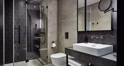 Crowne Plaza WARSAW - THE HUB Room Type - 2 Twin Standard City View