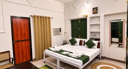 Inka Kashi Hostel Room Type - deluxe double room