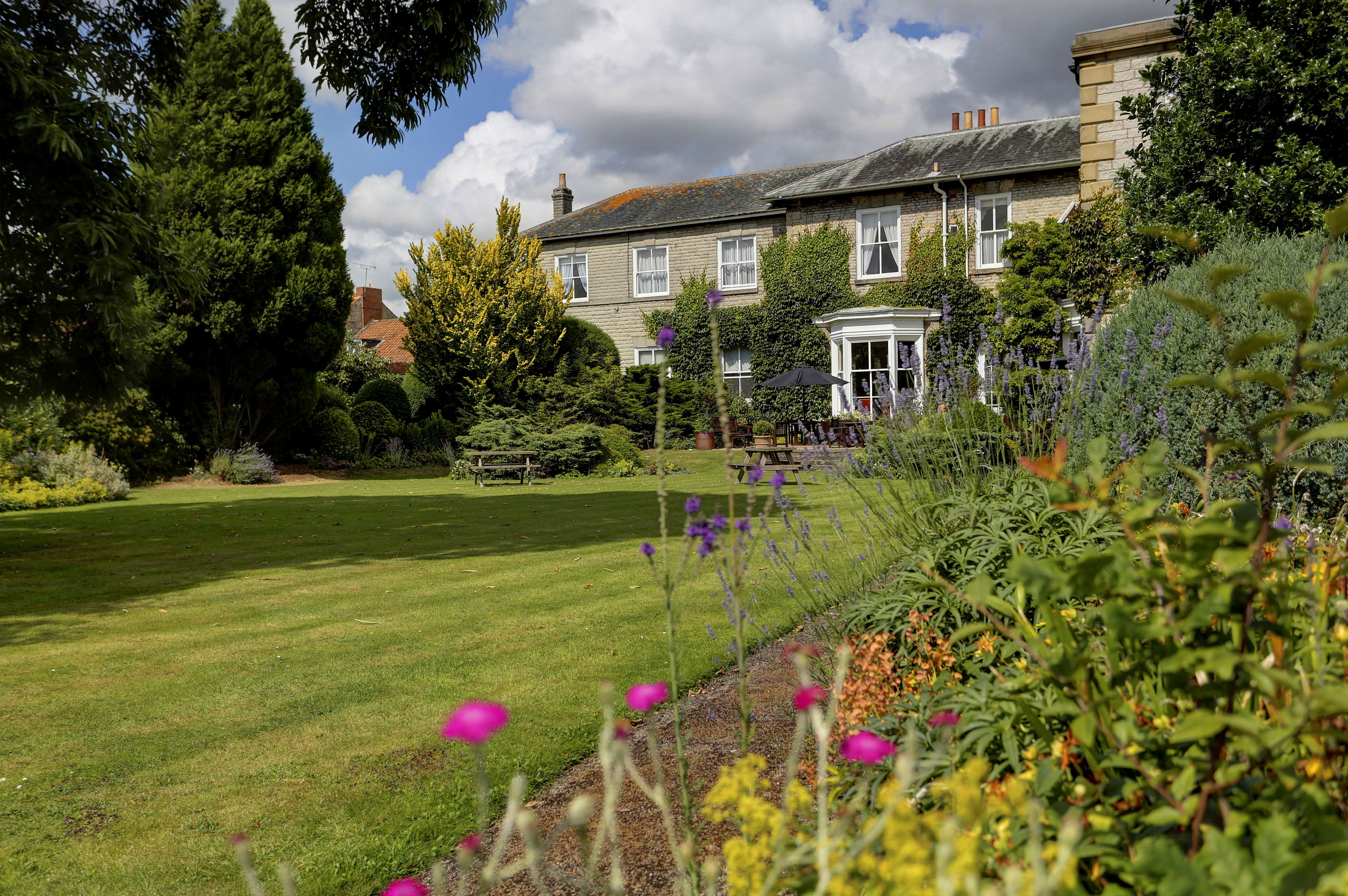 Best Western Forest & Vale Hotel - Tap to explore photos