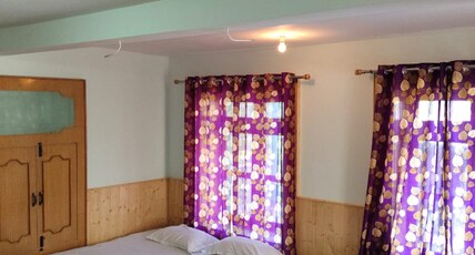 Himalayan lap Room Type - Bedroom 3