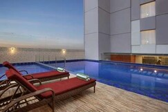 IBIS STYLES MAKASSAR SAM