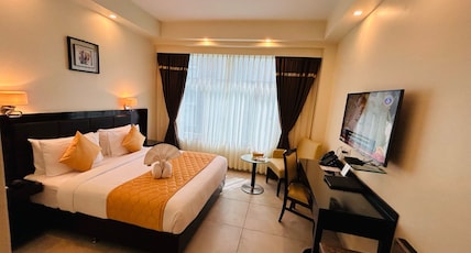 BEST WESTERN TIRUPATI Room Type - 1 King Bed, Non-Smoking, Deluxe Room, Smart Tv, Mini Bar, Wi-Fi, Coffee And Tea Maker BEST WESTERN TIRUPATI Room Type - 1 King Bed, Non-Smoking, Deluxe Room, Smart Tv, Mini Bar, Wi-Fi, Coffee And Tea Maker