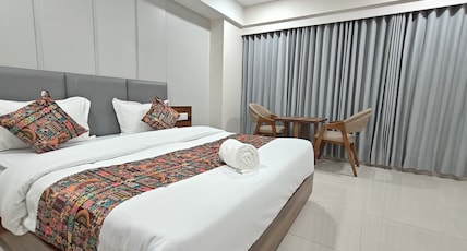 HOTEL MAPLE LEAF Room Type - Executive Room HOTEL MAPLE LEAF Room Type - Executive Room