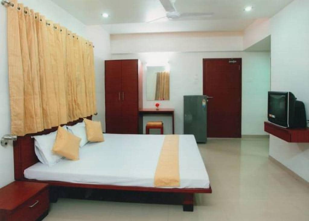 Hotel Kokan Kinara - Tap to explore photos
