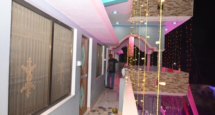 Shri Sita Vallabh Padchhaya Room Type - Budget Double Room