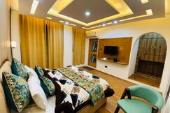 Blue Rooms by Blue Peak