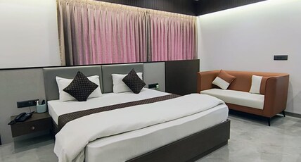 Hotel Royal Bloom Room Type - Heritage Room