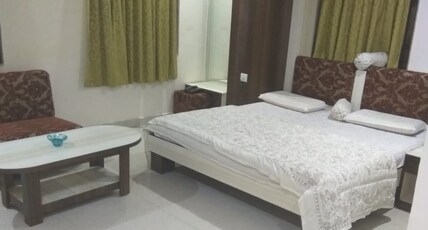 Hotel Ganpati Room Type - Luxury Deluxe Room