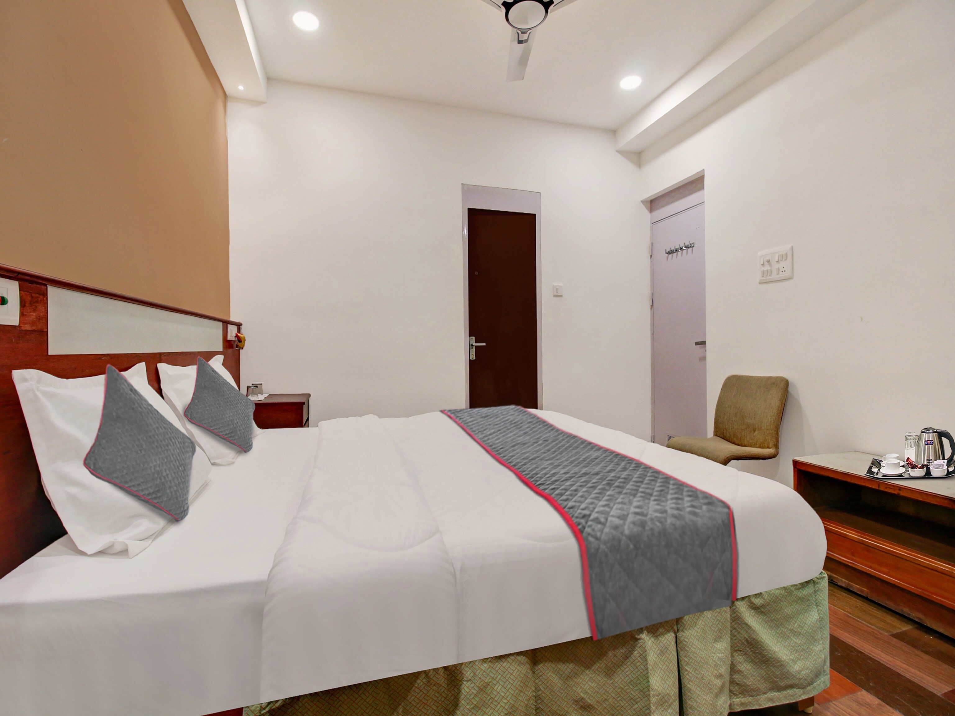 Palette - Hotel Saket Greens - Tap to explore photos