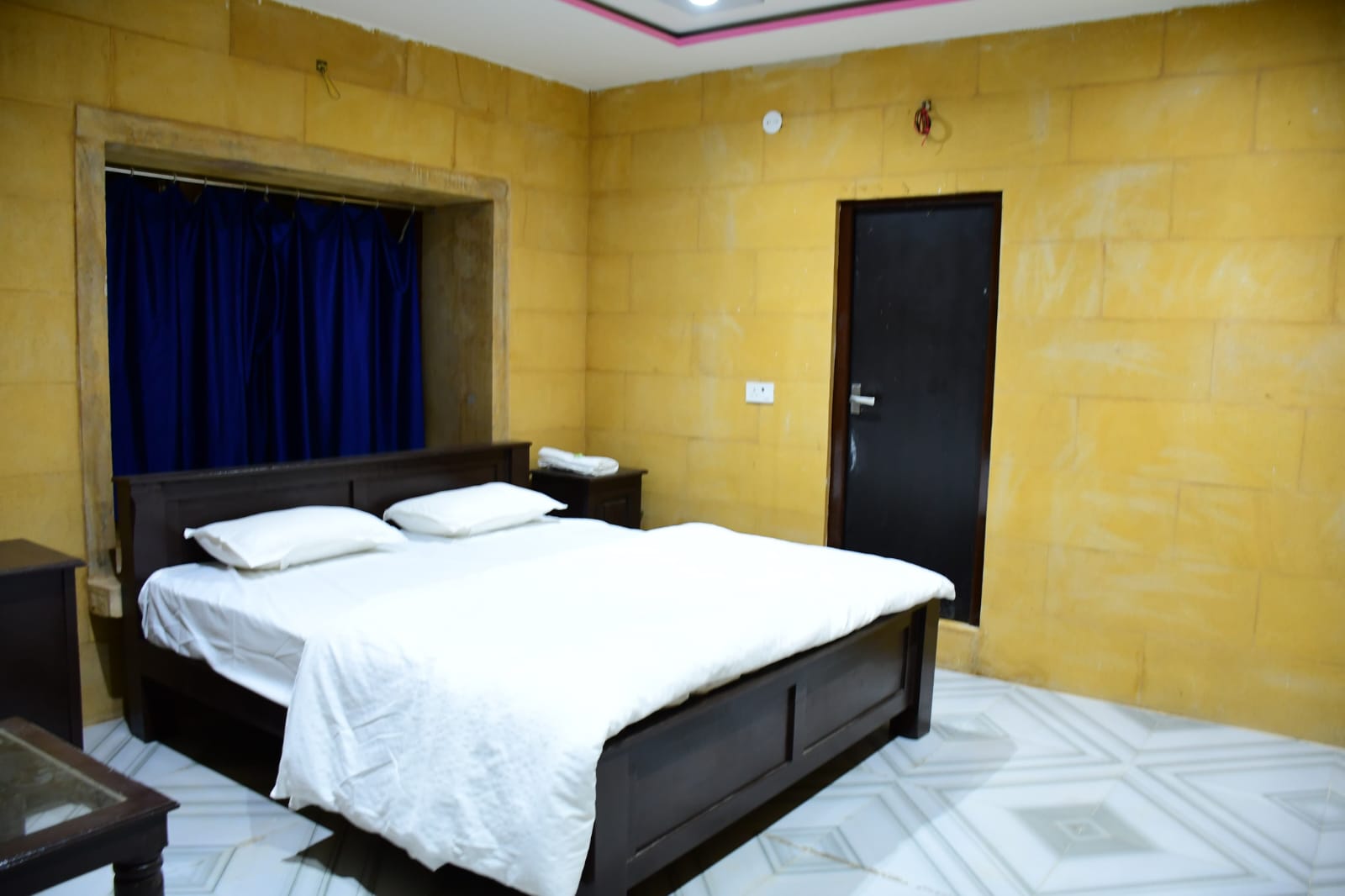 Hotel Rainbow Jaisalmer - Tap to explore photos