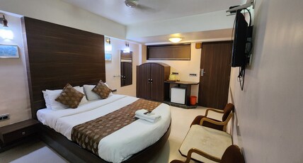 Hotel Aishwarya Room Type - Deluxe AC Room Hotel Aishwarya Room Type - Deluxe AC Room