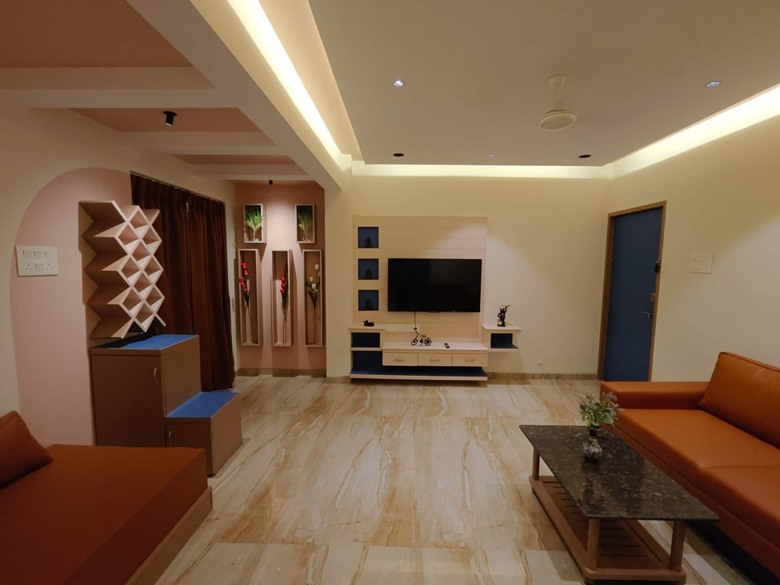 Professionally Managed 3BHK on Balewadi High Street - Tap to explore photos