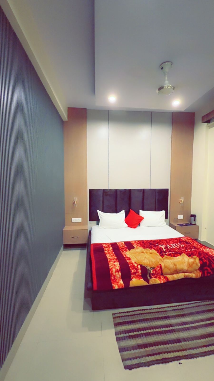 Hotel Akash - Tap to explore photos