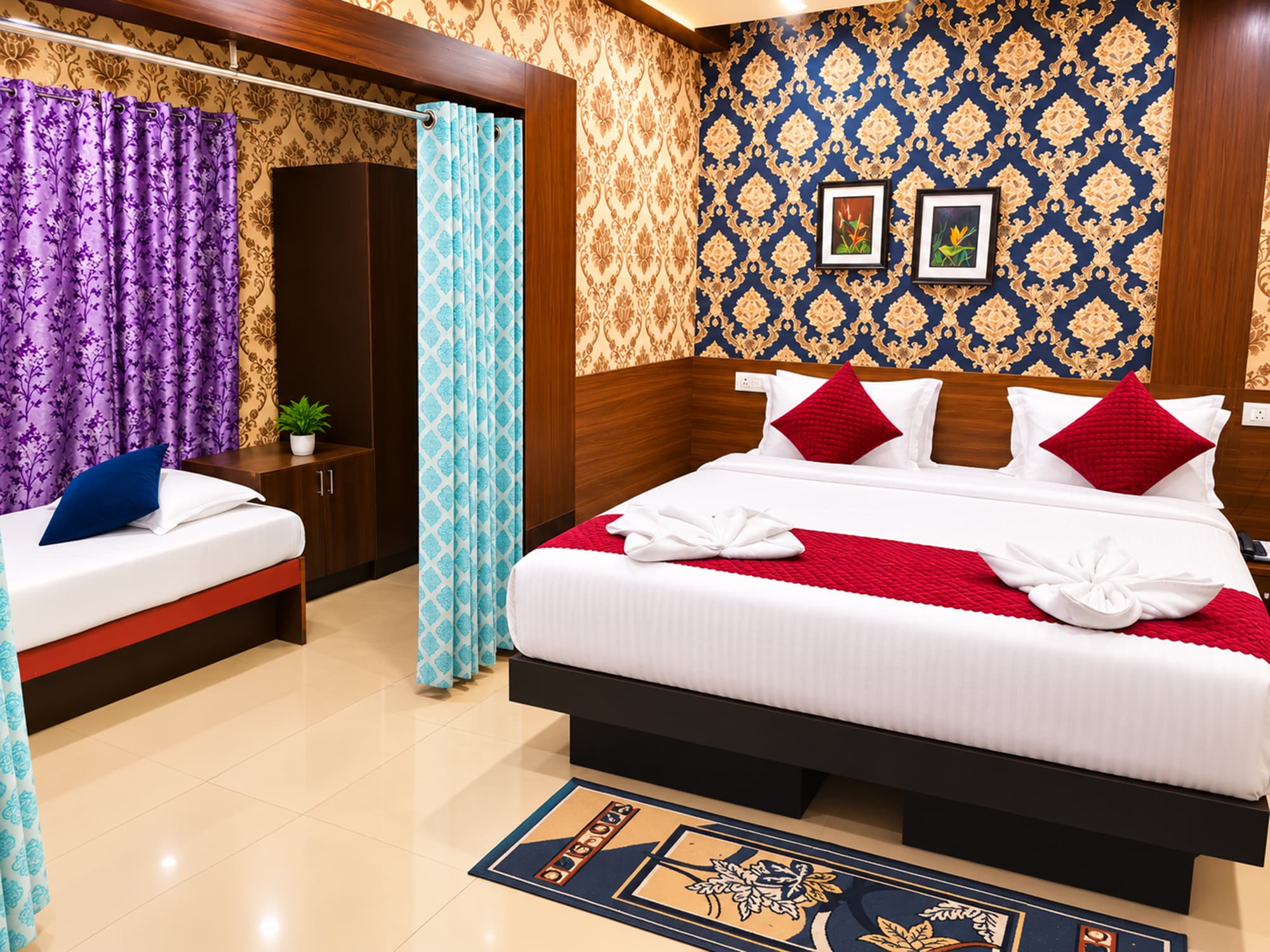 Hotel Miland Palace Near Railway Station - Tap to explore photos