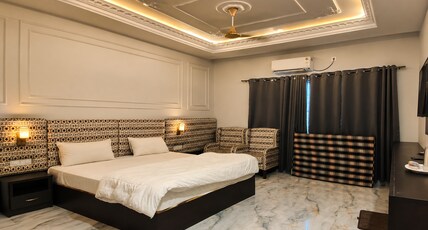 Shree Maa Vaishno Hotel & Resort Room Type - Standard Room