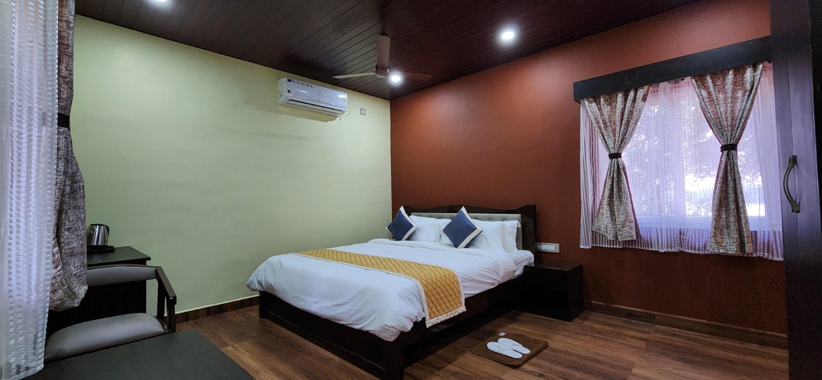 Aashrayam Hotels and Resorts Lake view - Tap to explore photos