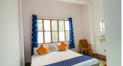 Hotel Radiant Room Type - Standard Non Ac Room