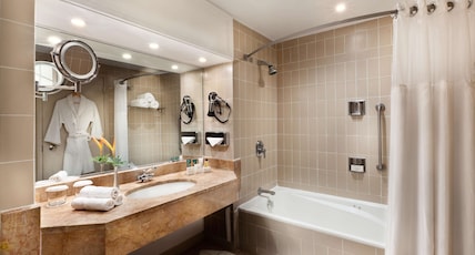 Hilton Yaounde Room Type - KING HILTON DELUXE