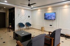 Hotel Regal Residency