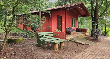 Devigiri Homestay Room Type - Family Suite  
