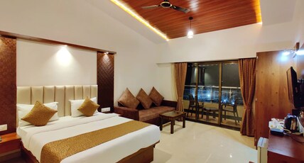 Mount Bliss Hotel Room Type - Executive Room with Balcony