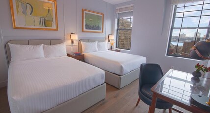 Hotel Belleclaire Room Type - Deluxe 2 Queen Beds Accessible