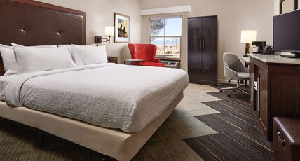 Hampton Inn by Hilton Taos Room Type - 1 KING ACC W TUB NON SMOK