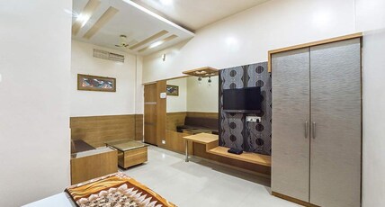 Hotel Chintamani Deluxe Room Type - Ac Suite