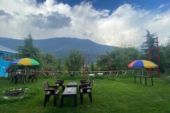 SAIRRA (Chalet & Bistro), Manali