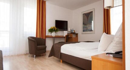Stuttgart Grobbettlingen Hotel by Belvilla Room Type - Family Apartment