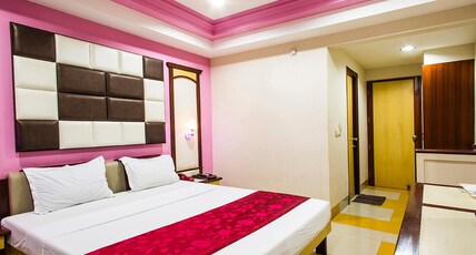 HOTEL HEERALAL Room Type - Super Deluxe Room