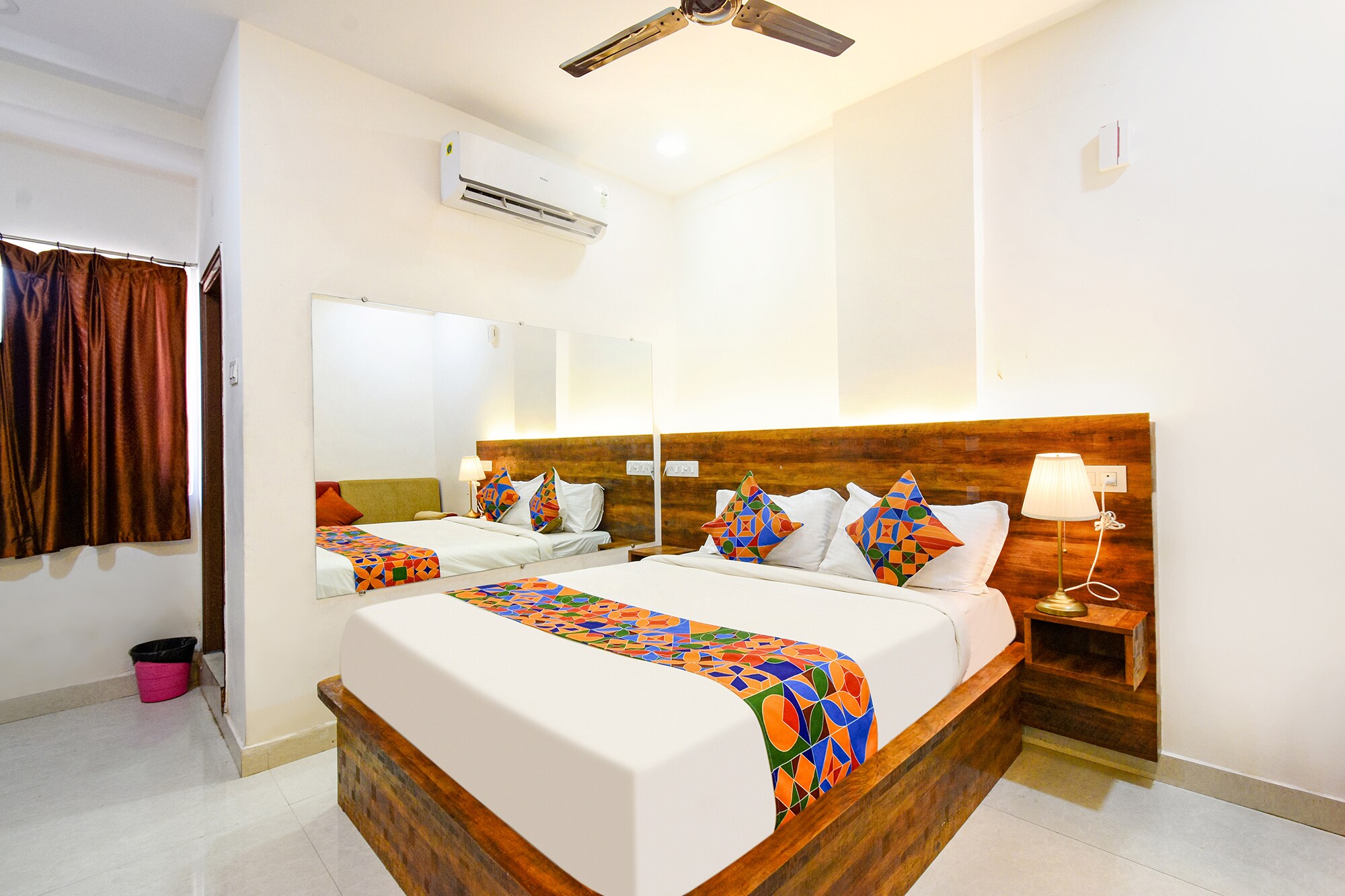 Fabhotel SRH Pride - Nr. Hitech City Railway Station - Tap to explore photos