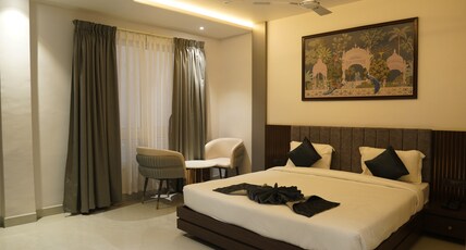 HOTEL GODWIN Room Type - Premium Rooms