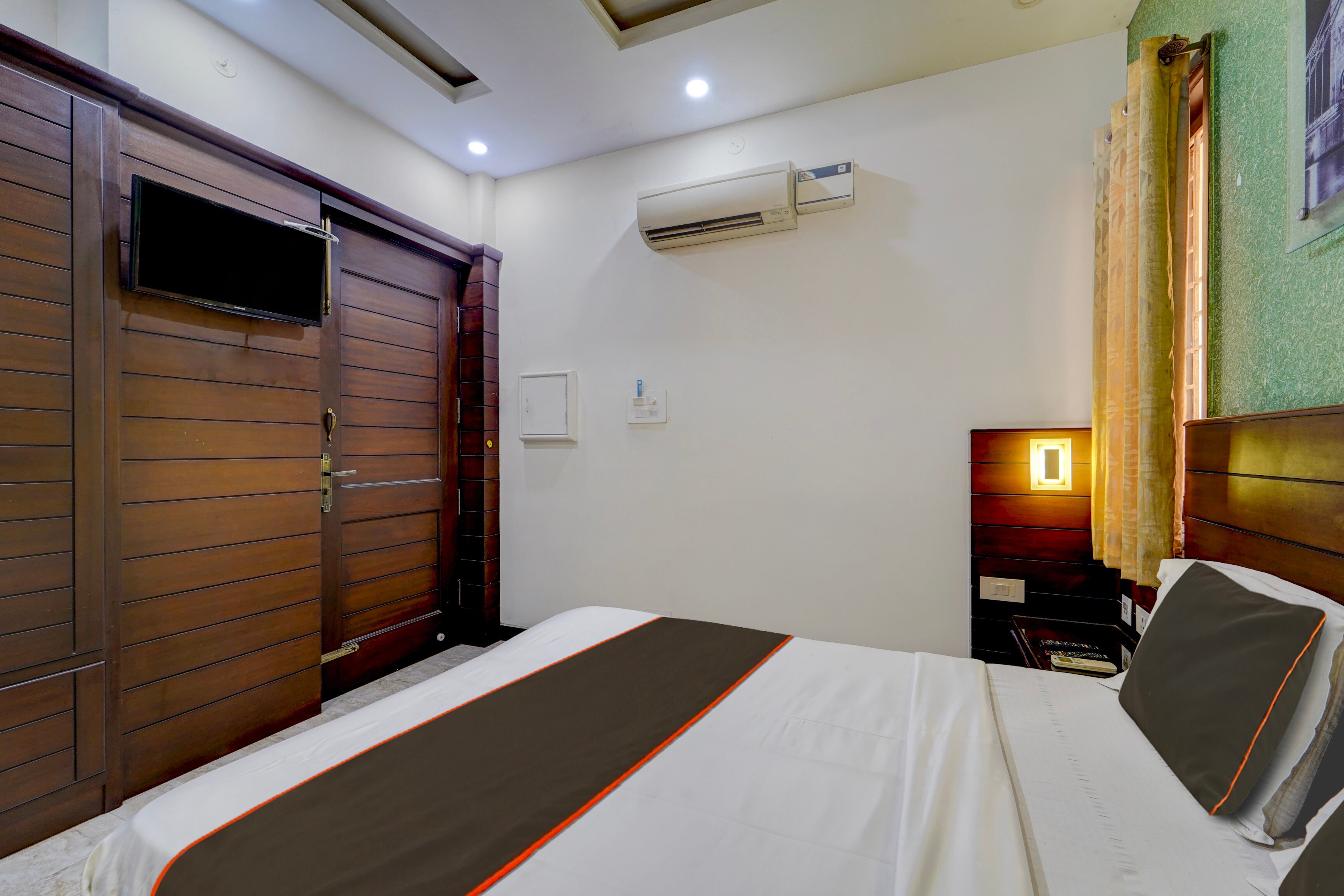 Hotel O ENCLAVE RESIDENCY NEAR AIRPORT - Tap to explore photos