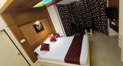Quick Sort Residency Room Type - Deluxe Queen Room