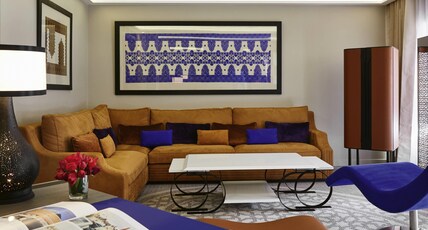 M Room Type - Junior Suite, 2 single beds + sofa, private living room with sofa