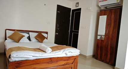 Hotel Velvet Nest Room Type - Deluxe Comfort Room