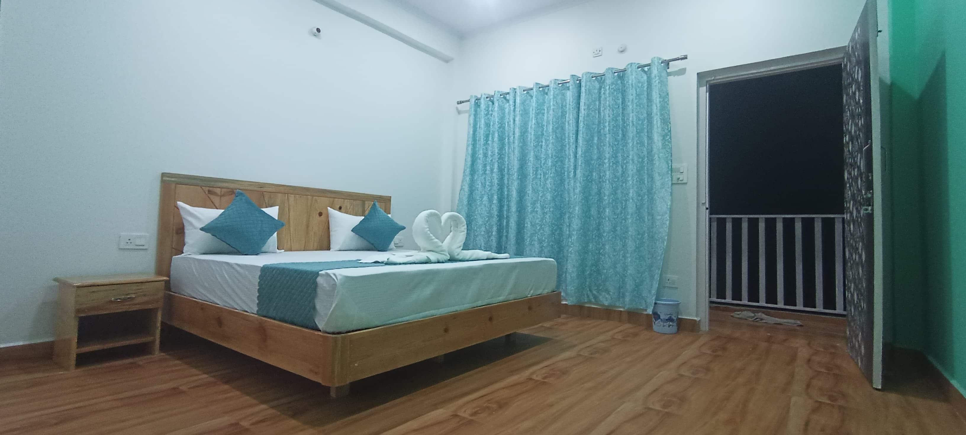 Kainchi Dham Home Stay - Tap to explore photos