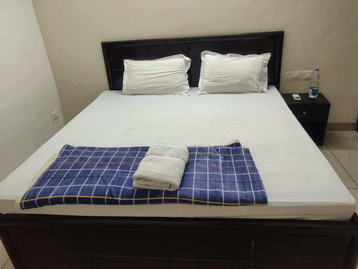 SES Residency (1st Floor)- Yelahanka - Tap to explore photos