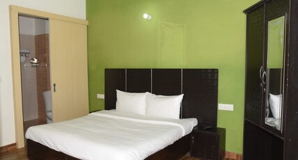The Palm Tree Room Type - Deluxe Room